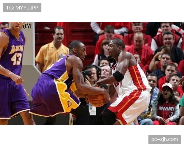 联盟试点“教练挑战”扩增项目，可挑战防守三秒违例